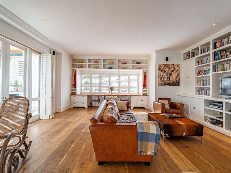 Westcliff Farmhouse, with Warmth, Charm, Best of Family Living. - Photo 10