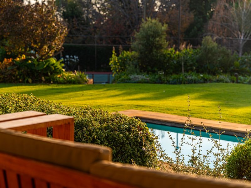 Westcliff Farmhouse, with Warmth, Charm, Best of Family Living. - Photo 8