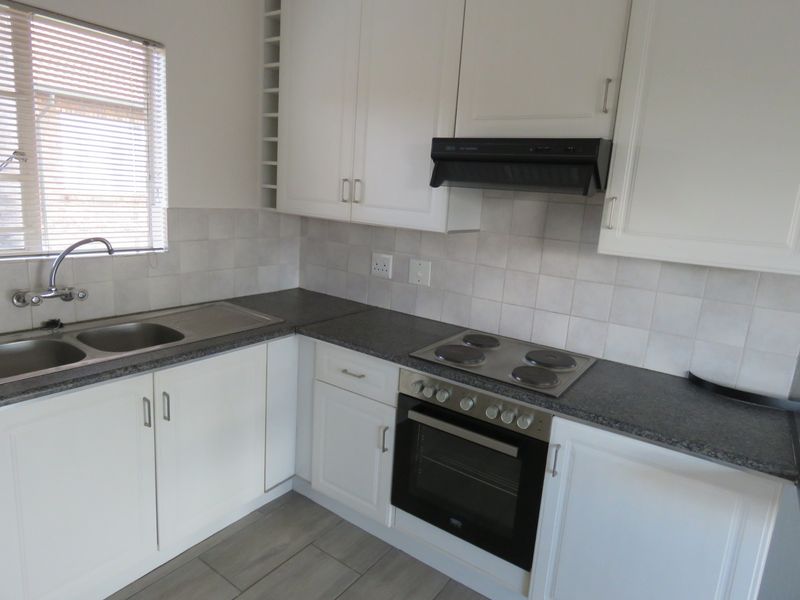 Complex For Sale in Wierdaglen Estate Centurion Gauteng - Photo 10