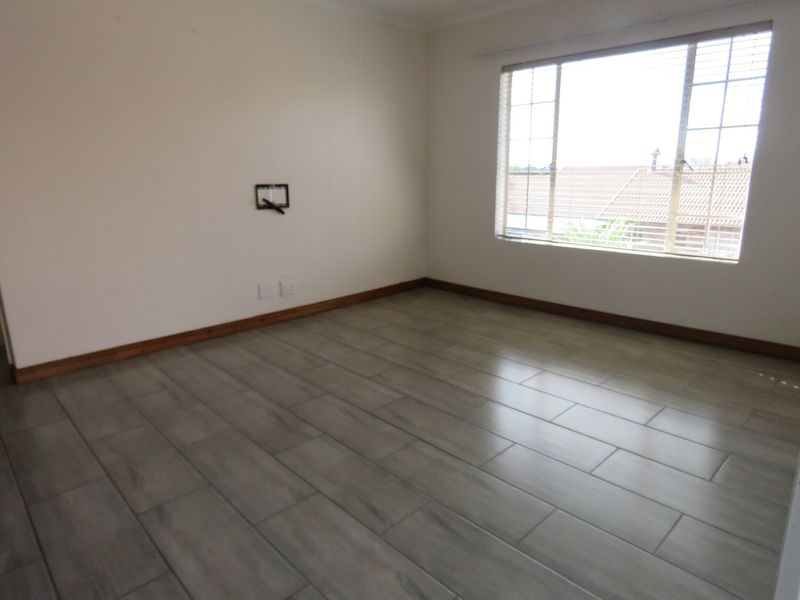 Complex For Sale in Wierdaglen Estate Centurion Gauteng - Photo 3