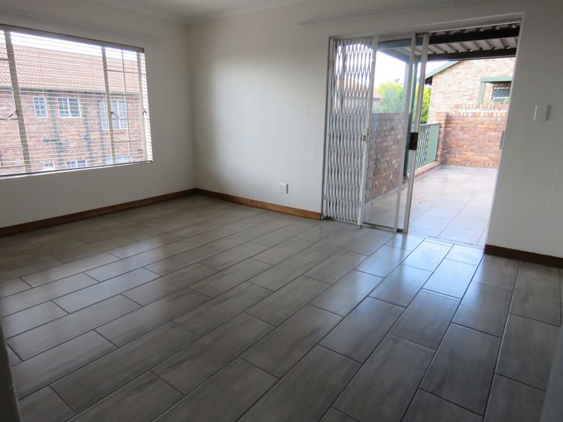 Complex For Sale in Wierdaglen Estate Centurion Gauteng - Photo 5