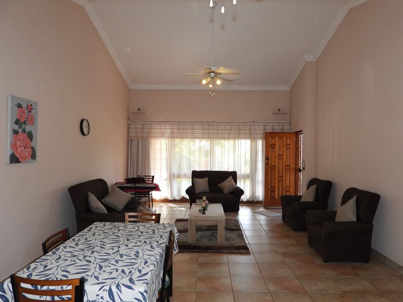 Spacious 3 Bedroom Sectional Title in Bela-Bela - Photo 5