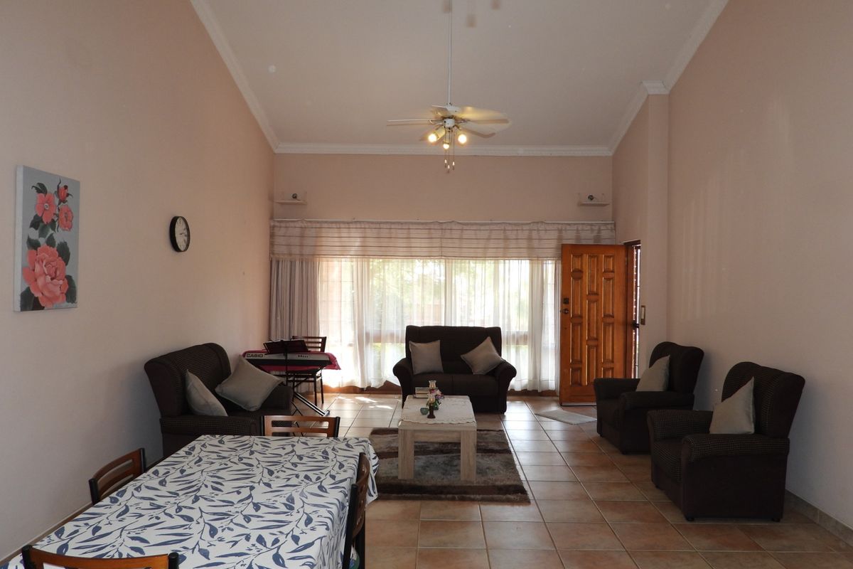 Spacious 3 Bedroom Sectional Title in Bela-Bela - Photo 5