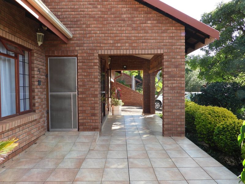 Spacious 3 Bedroom Sectional Title in Bela-Bela - Photo 4