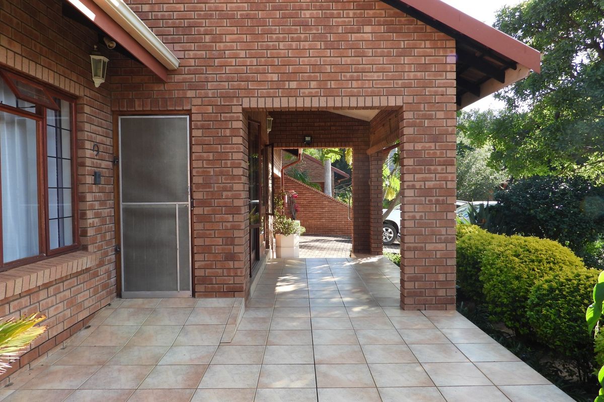 Spacious 3 Bedroom Sectional Title in Bela-Bela - Photo 4