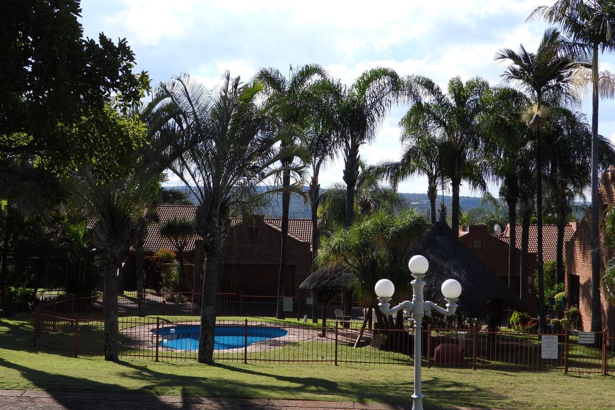 Spacious 3 Bedroom Sectional Title in Bela-Bela - Photo 3