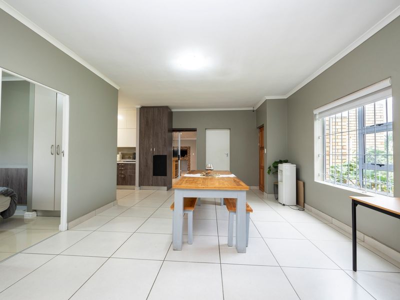 Stylish 3 Bedroom  3 Bathroom Home with Huge Entertainment Lounge and Work-From-Home Space - Photo 8