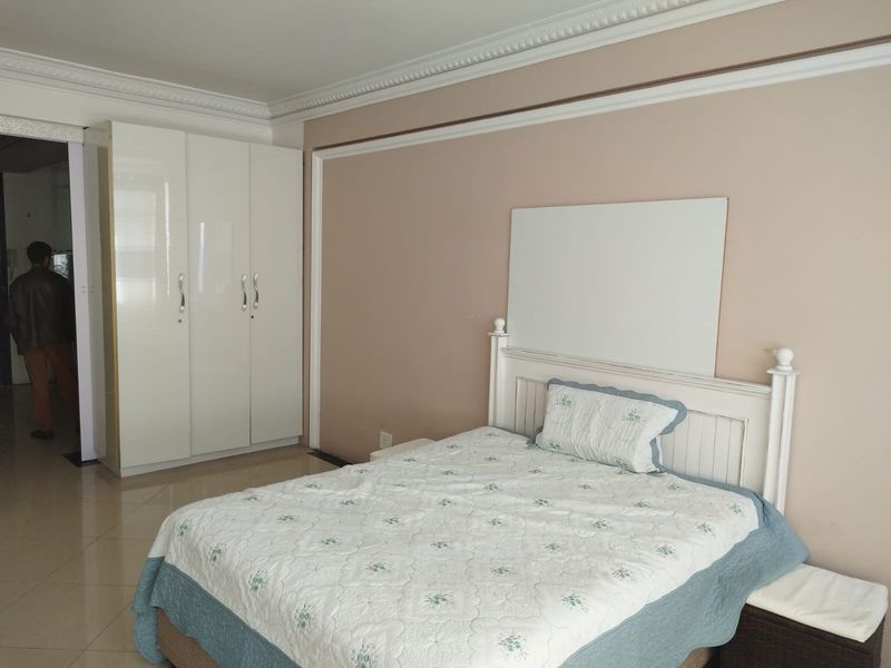Apartment To Rent in North Beach Durban KwaZulu Natal - Photo 3