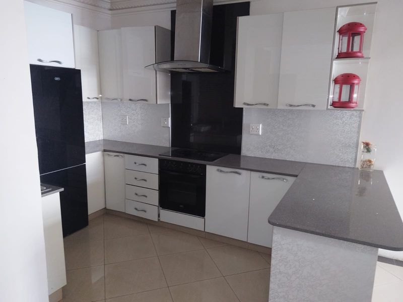 Apartment To Rent in North Beach Durban KwaZulu Natal - Photo 6