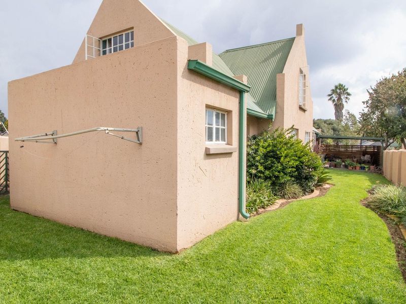 Townhouse For Sale in Witfontein, Kempton Park - Photo 6