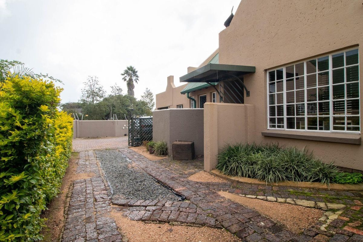 Townhouse For Sale in Witfontein, Kempton Park - Photo 3