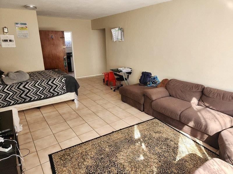 Apartment For Sale in Bonaero Park, Kempton Park - Photo 1