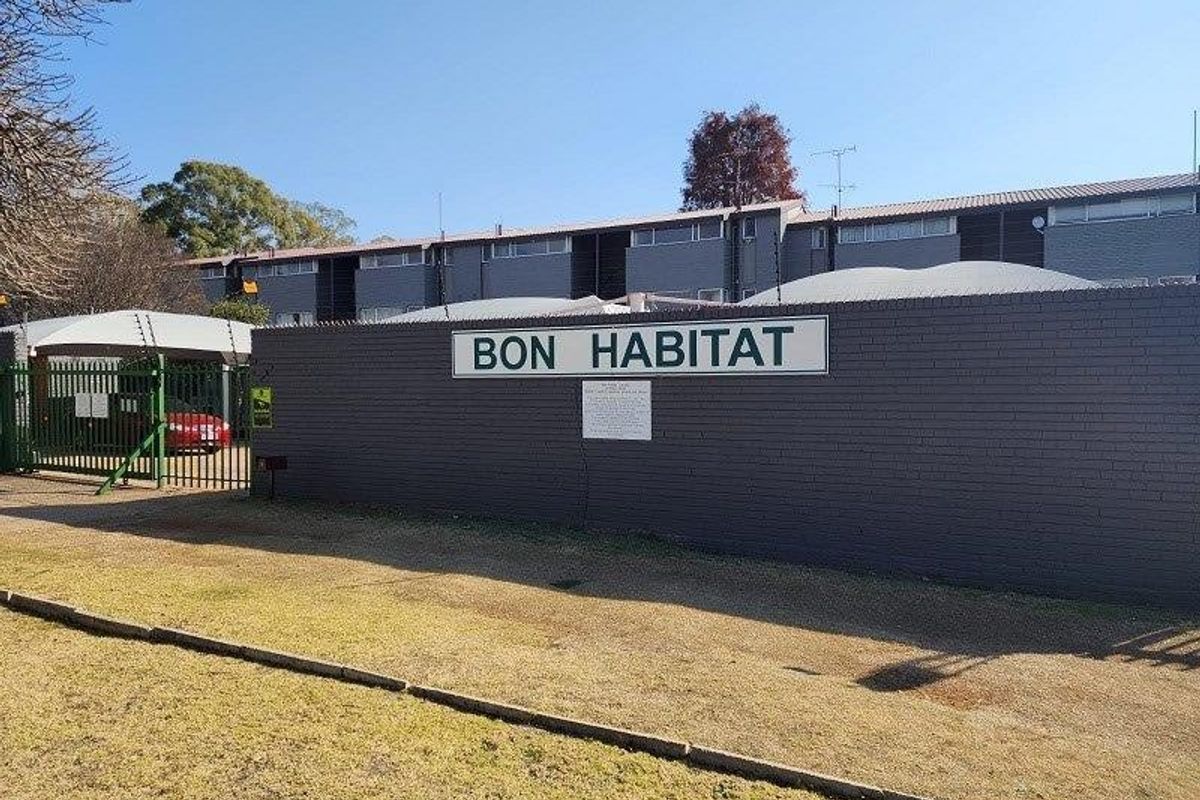 Apartment For Sale in Bonaero Park, Kempton Park - Photo 3
