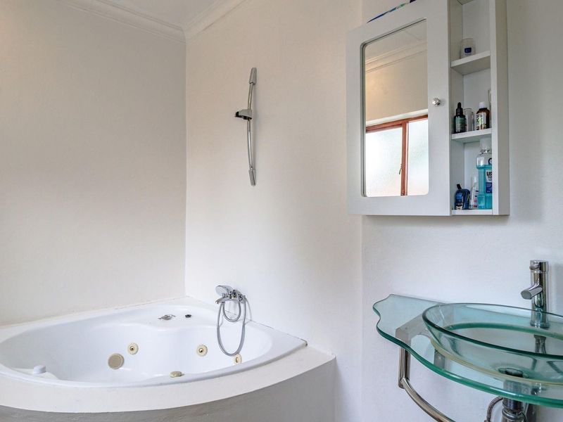 House For Sale in Birch Acres, Kempton Park - Photo 7