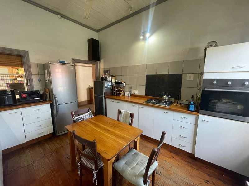 SPACIOUS PROPERTY TO RENT IN KING WILLIAM’S TOWN - Photo 6