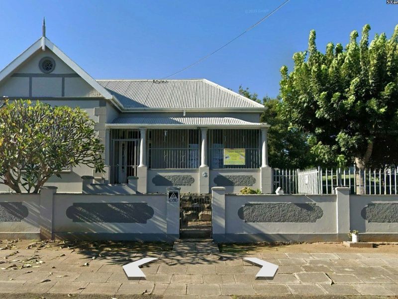 SPACIOUS PROPERTY TO RENT IN KING WILLIAM’S TOWN - Photo 1