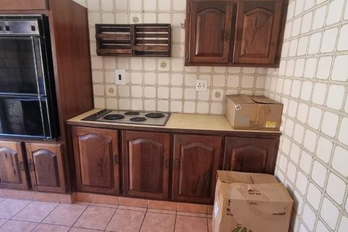 Townhouse For Sale in Aston Manor, Kempton Park - Photo 3