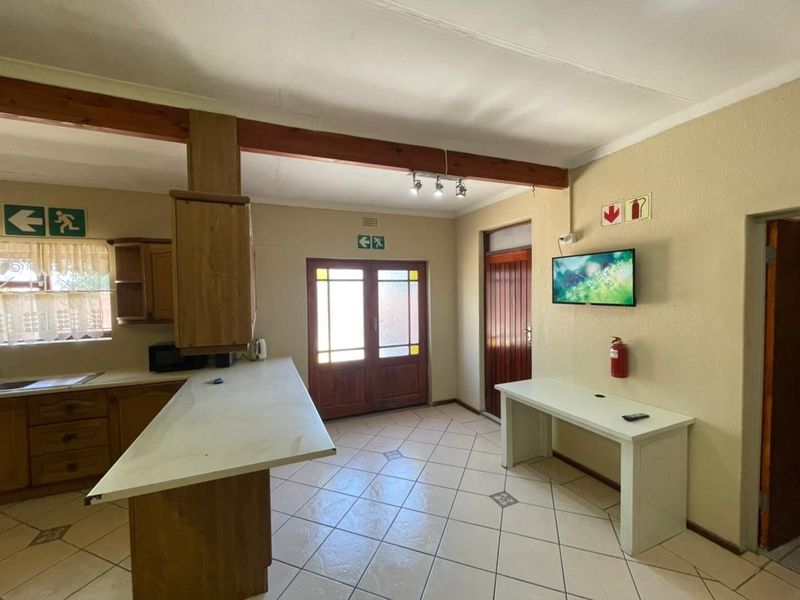 House For Sale in Belhar, Cape Town - Photo 10