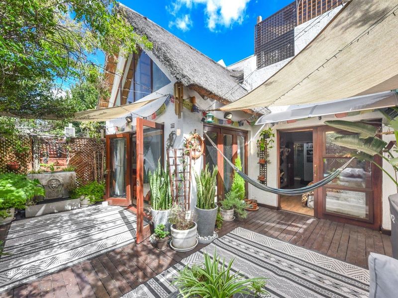 Townhouse For Sale in Jukskei Park, Randburg - Photo 1