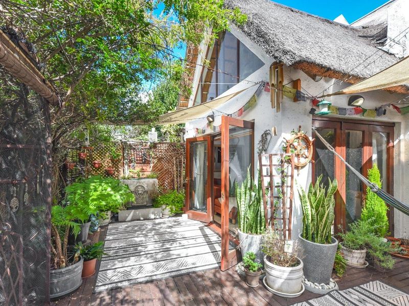 Townhouse For Sale in Jukskei Park, Randburg - Photo 2