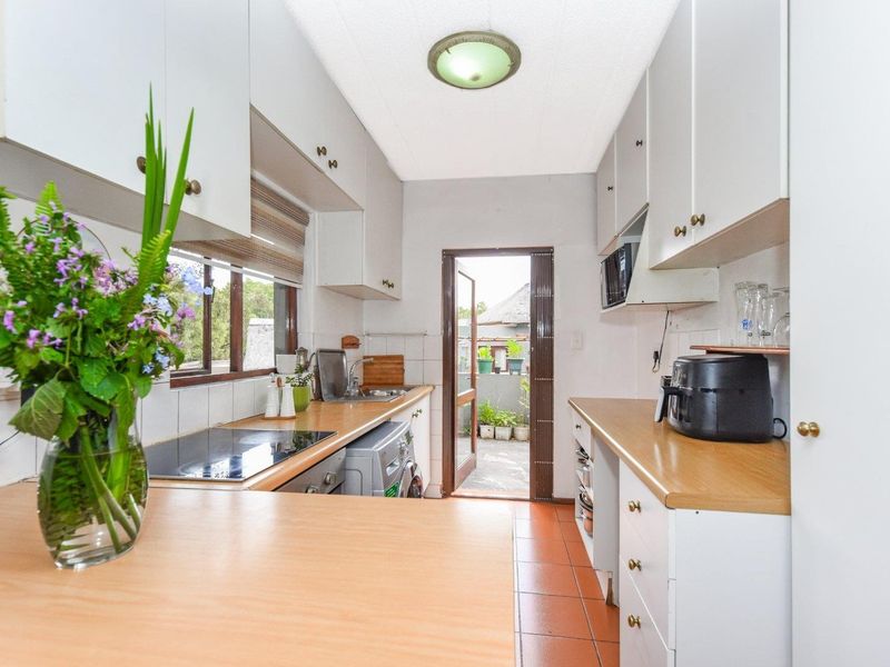Townhouse For Sale in Jukskei Park, Randburg - Photo 10