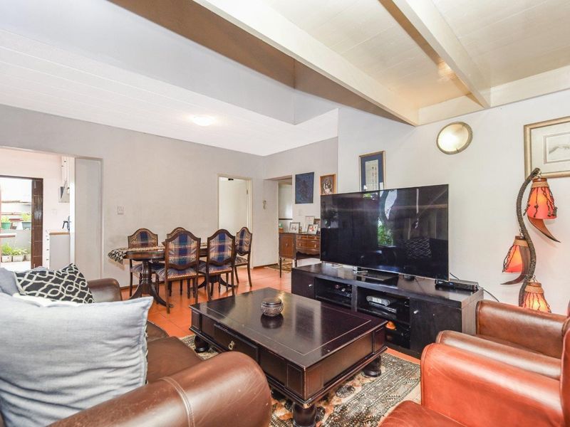 Townhouse For Sale in Jukskei Park, Randburg - Photo 7