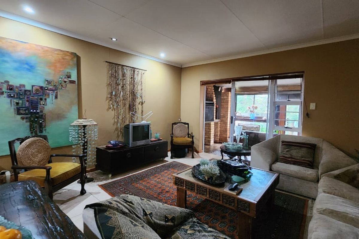 Relaxed Family Living in Noorsekloof Jeffrey's Bay - Photo 5