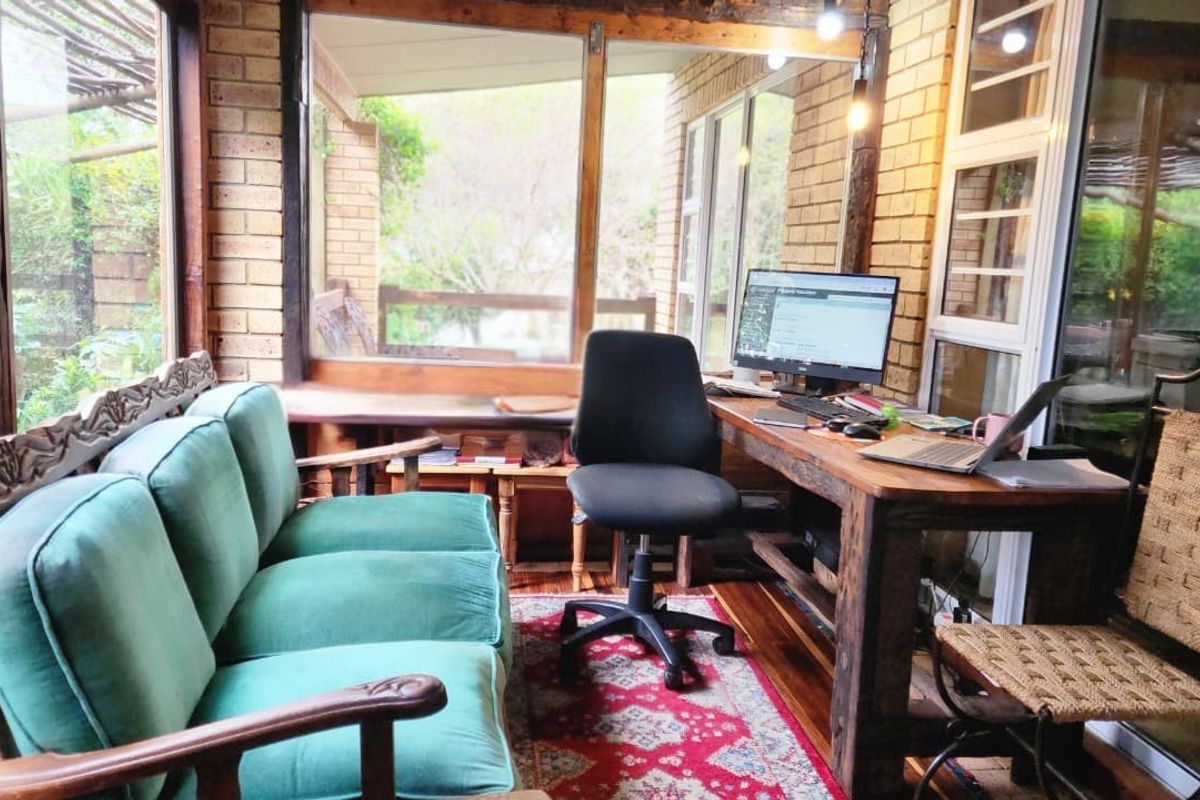 Relaxed Family Living in Noorsekloof Jeffrey's Bay - Photo 4