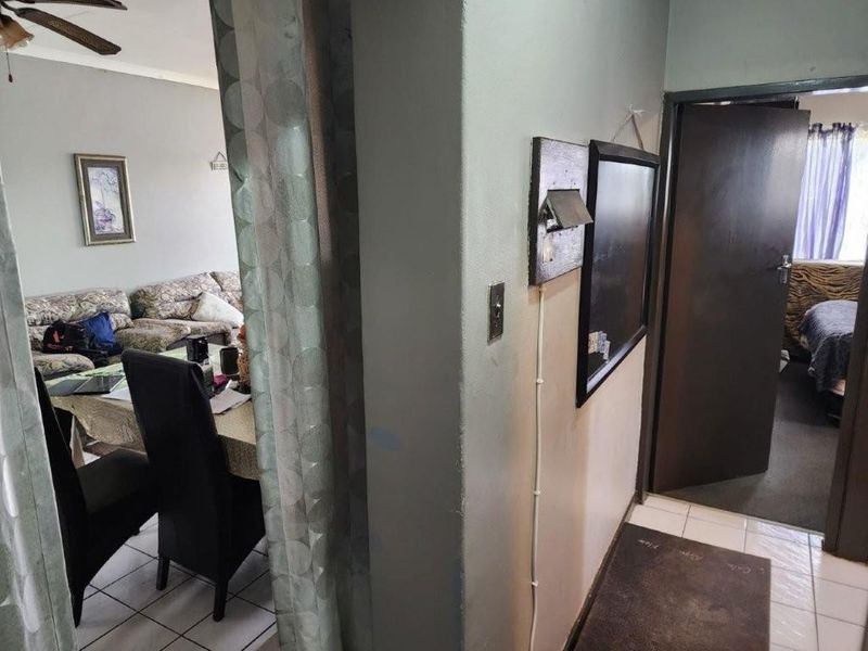 Townhouse For Sale in Glen Marais, Kempton Park - Photo 9