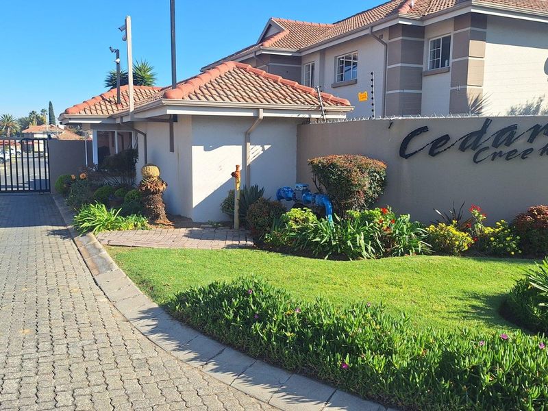 Apartment For Sale in Benoni North, Benoni - Photo 1