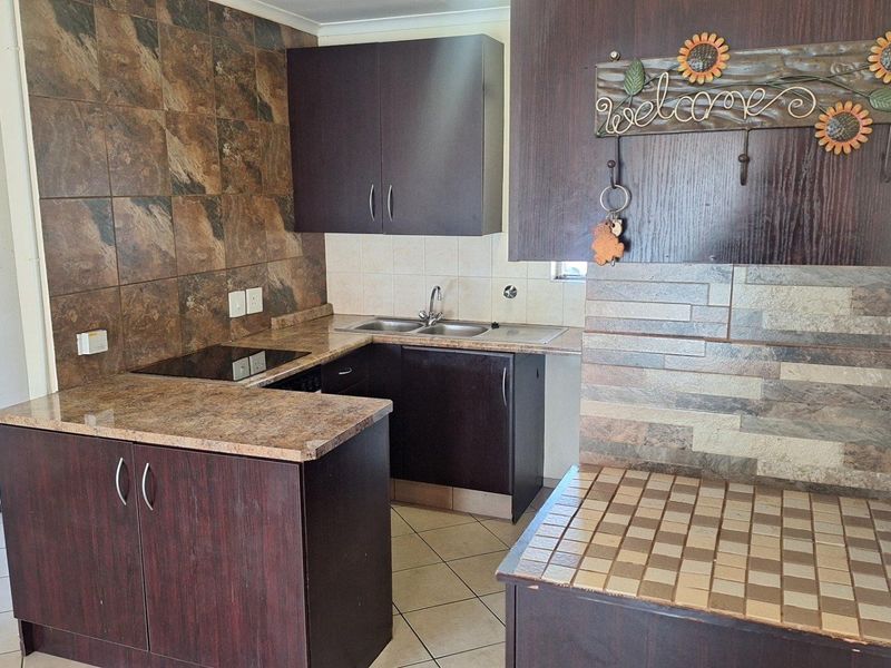 Apartment For Sale in Benoni North, Benoni - Photo 3