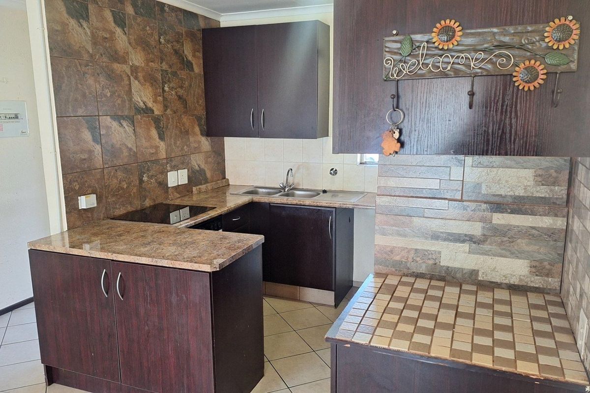 Apartment For Sale in Benoni North, Benoni - Photo 3