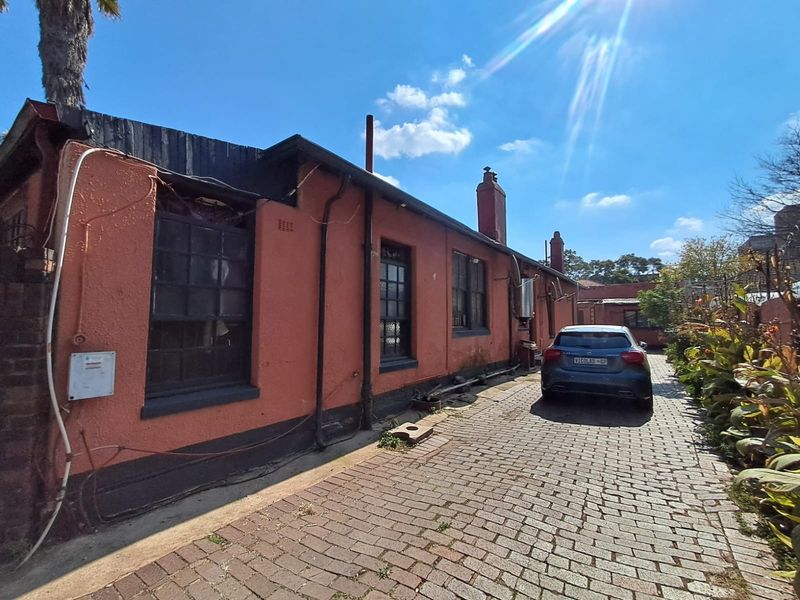 House For Sale in Yeoville, Johannesburg - Photo 5
