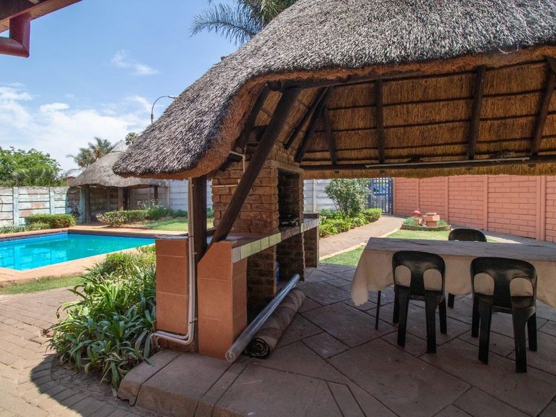 House For Sale in Bonaero Park, Kempton Park - Photo 7