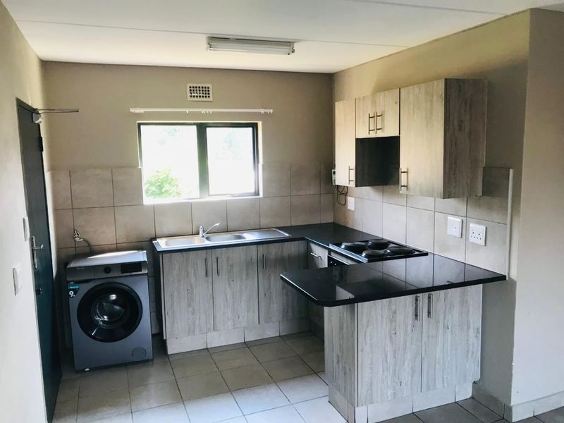2 Bedroom Apartment For Sale in La Montagne, Pretoria Gauteng - Photo 10