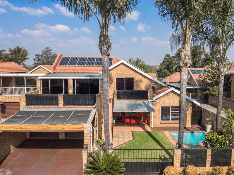House For Sale in Bonaero Park, Kempton Park - Photo 1