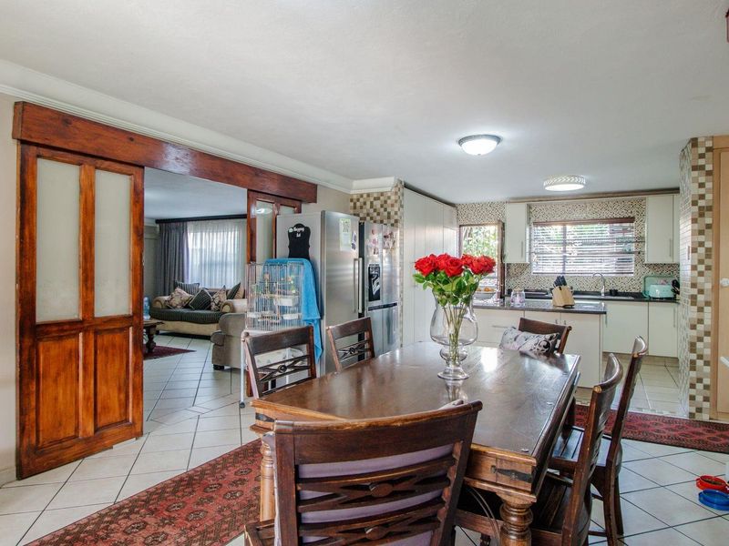 House For Sale in Bonaero Park, Kempton Park - Photo 7