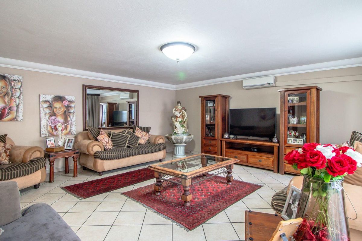 House For Sale in Bonaero Park, Kempton Park - Photo 5