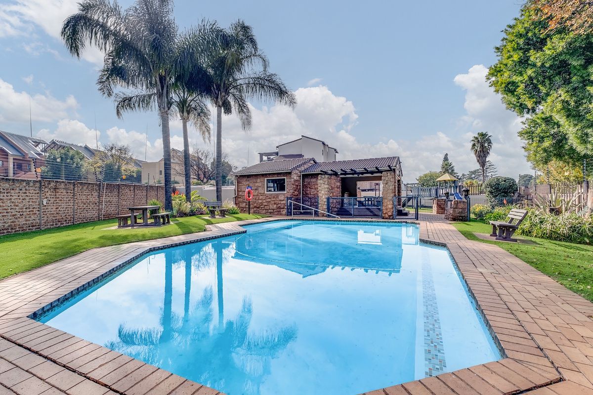 Priced to Sell - Spacious Garden Unit for Sale in Eden Glen, Edenvale - Photo 3