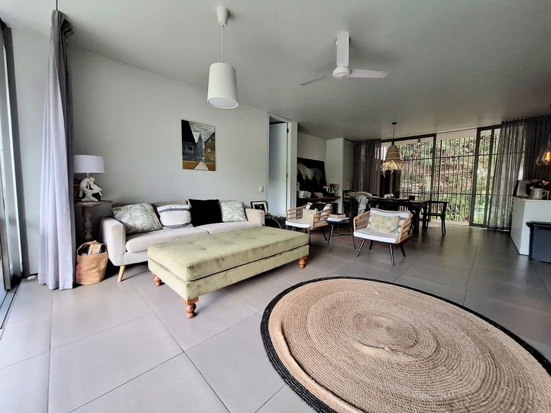 Two Bed Two Bath Apartment For Sale in Dunkirk Estate - Photo 4