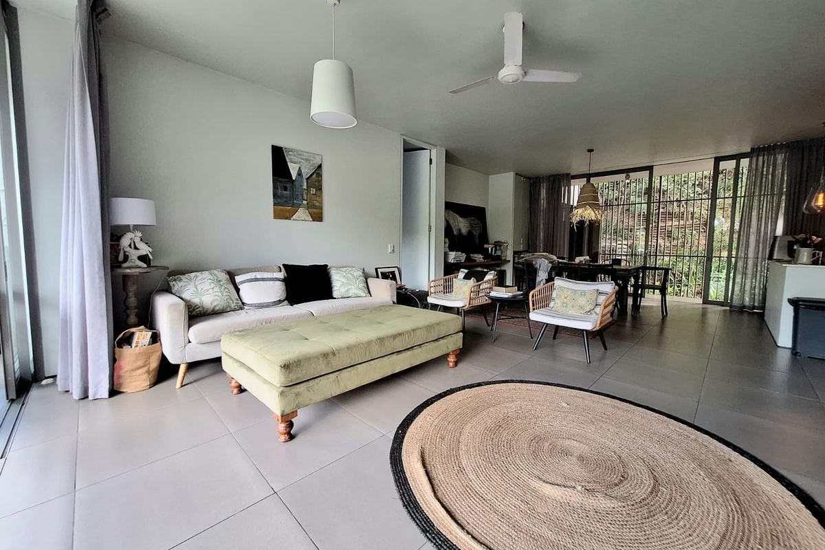 Two Bed Two Bath Apartment For Sale in Dunkirk Estate - Photo 4