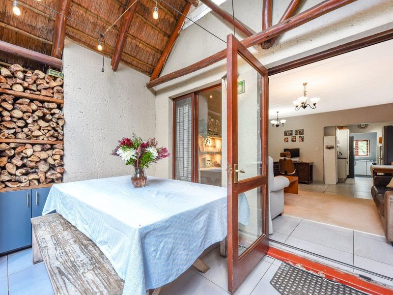 Townhouse For Sale in Jukskei Park, Randburg - Photo 3