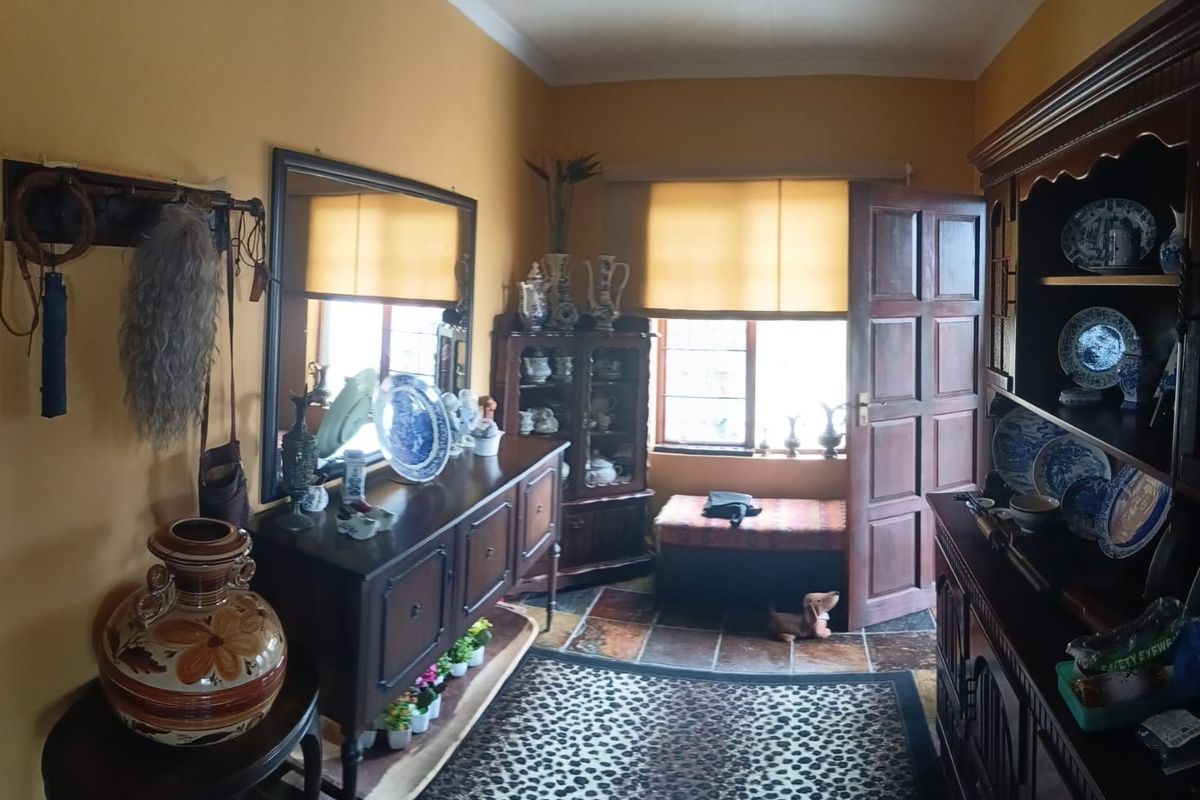 3 Bedroom Home with Pool, Solar and Exceptional Views in Exclusive Leopard Rock Complex - Photo 4