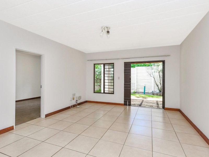 2-Bed 2-Bath Simplex Nestled within the Resort-Inspired Riverglades Estate - Photo 9