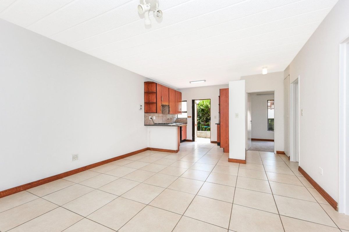 2-Bed 2-Bath Simplex Nestled within the Resort-Inspired Riverglades Estate - Photo 5