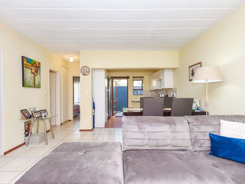 Apartment For Sale in Jukskei Park, Randburg - Photo 6