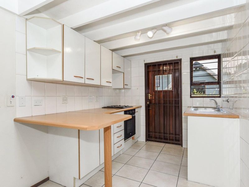Townhouse For Sale in Jukskei Park, Randburg - Photo 6