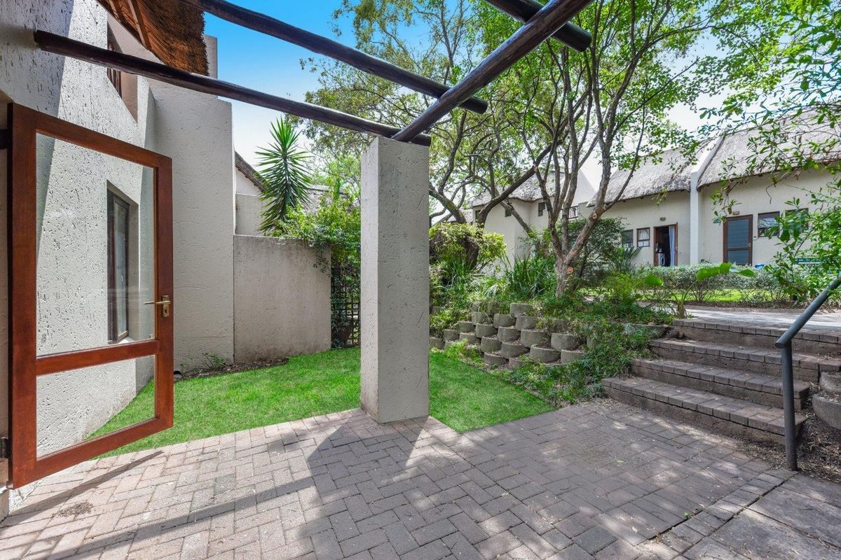 Townhouse For Sale in Jukskei Park, Randburg - Photo 3