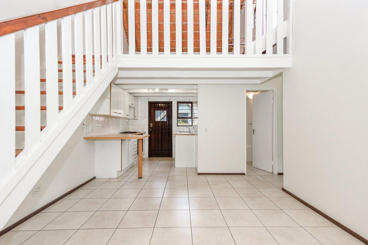 Townhouse For Sale in Jukskei Park, Randburg - Photo 5