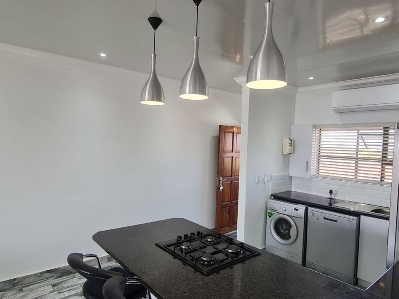 Two Bedroom Fully Furnished Apartment  New Park - Photo 3